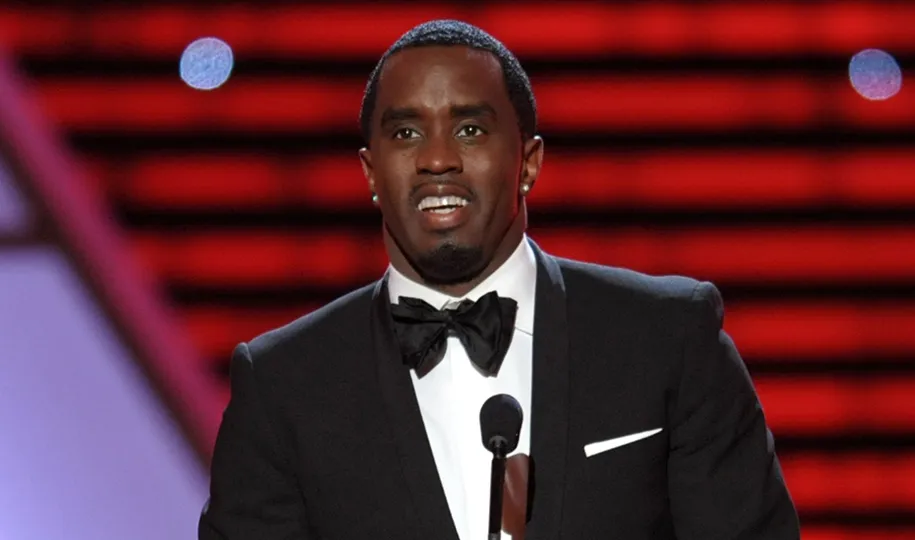 Diddy Calls Out Apple Music & Spotify I Drop My Music When The Fck I Want